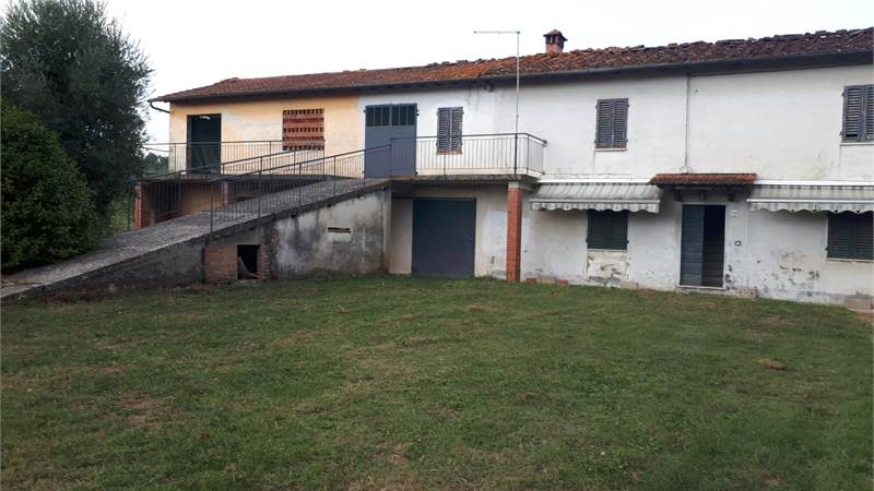 Casale unifamiliare con Terreno