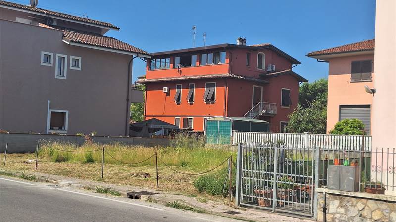 Ampio appartamento divisibile in 2 unità indipendenti
